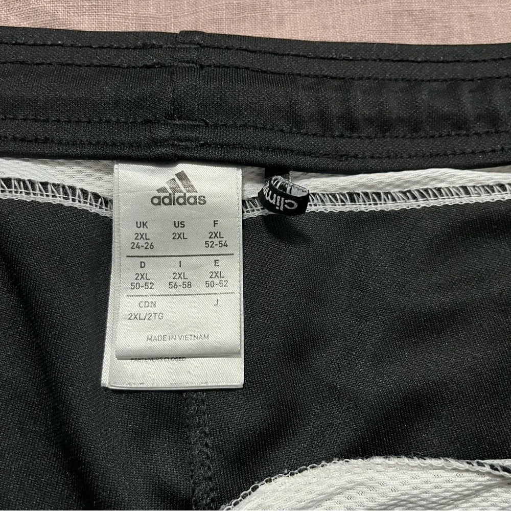 Adidas Three Stripe Unisex Size XXL Black White Track Pants Athletic Streetwear